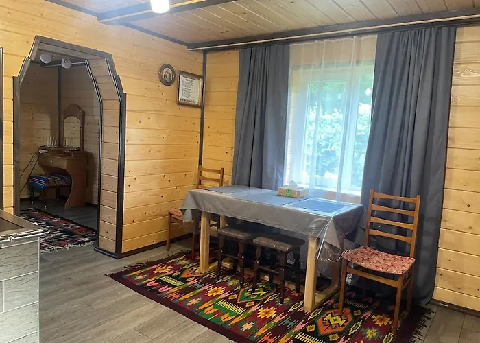 Guest House *